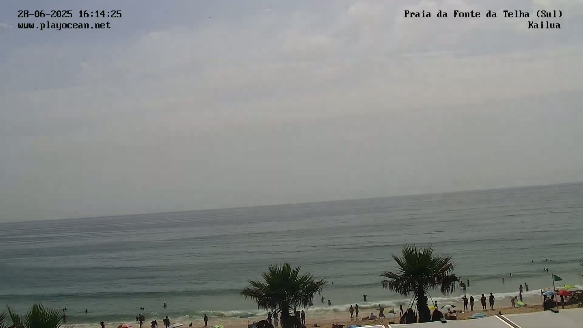 Praia da Fonte da Telha Beach, Costa de Caparica Surf  Live Cam - Almada, Setubal, Lisbon, Portugal