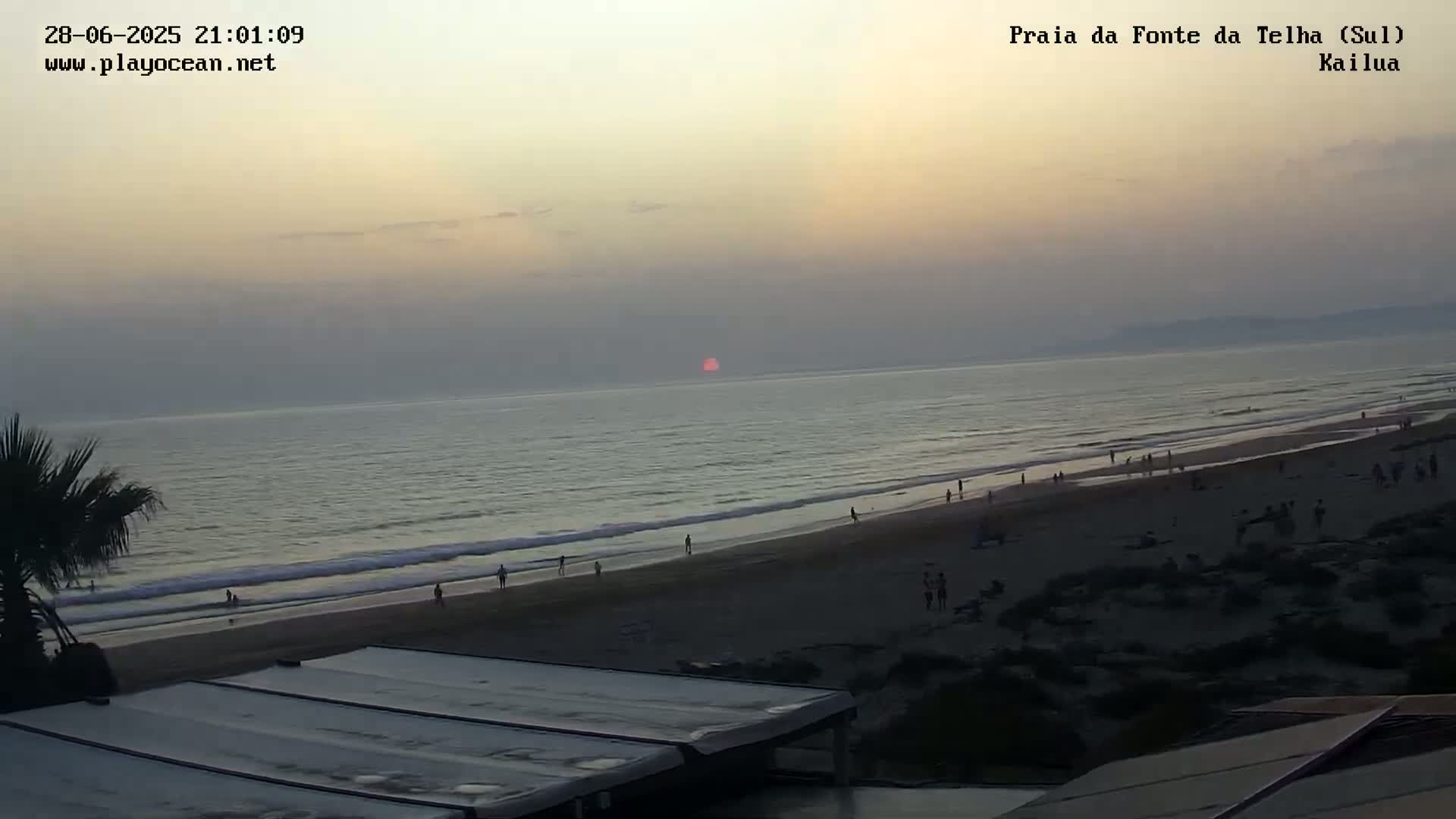 Praia da Fonte da Telha Beach, Costa de Caparica Surf  Live Cam - Almada, Setubal, Lisbon, Portugal