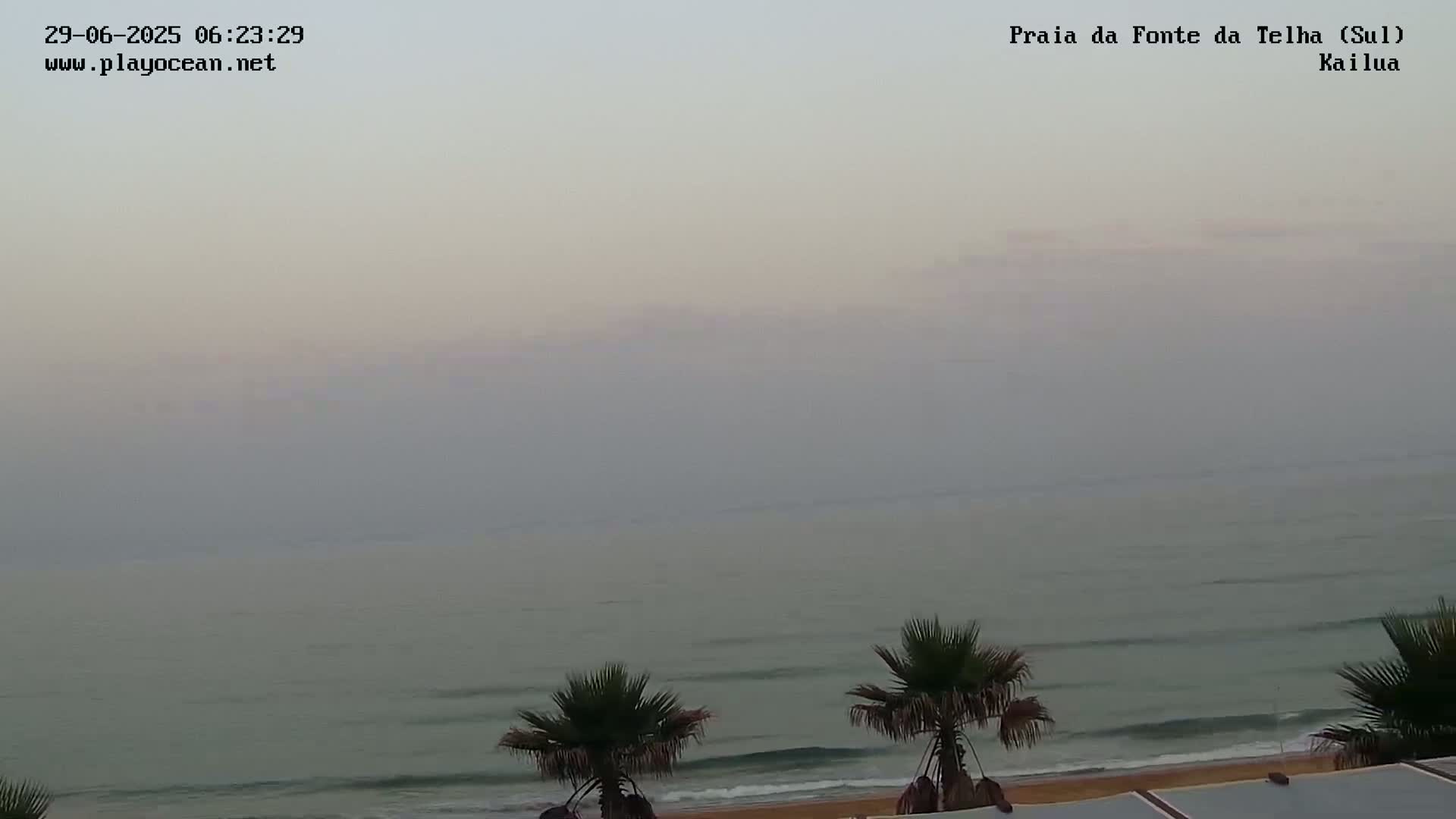 Praia da Fonte da Telha Beach, Costa de Caparica Surf  Live Cam - Almada, Setubal, Lisbon, Portugal