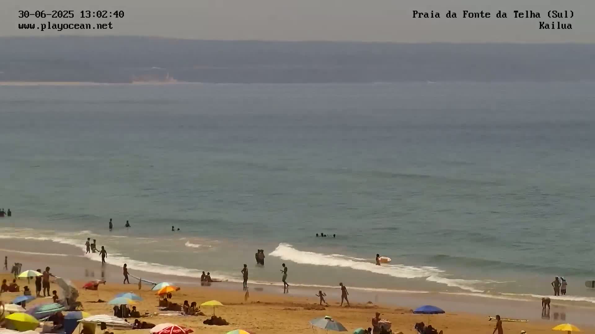 Praia da Fonte da Telha Beach, Costa de Caparica Surf  Live Cam - Almada, Setubal, Lisbon, Portugal