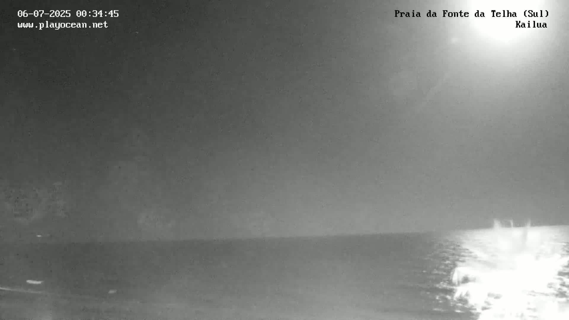 Praia da Fonte da Telha Beach, Costa de Caparica Surf  Live Cam - Almada, Setubal, Lisbon, Portugal