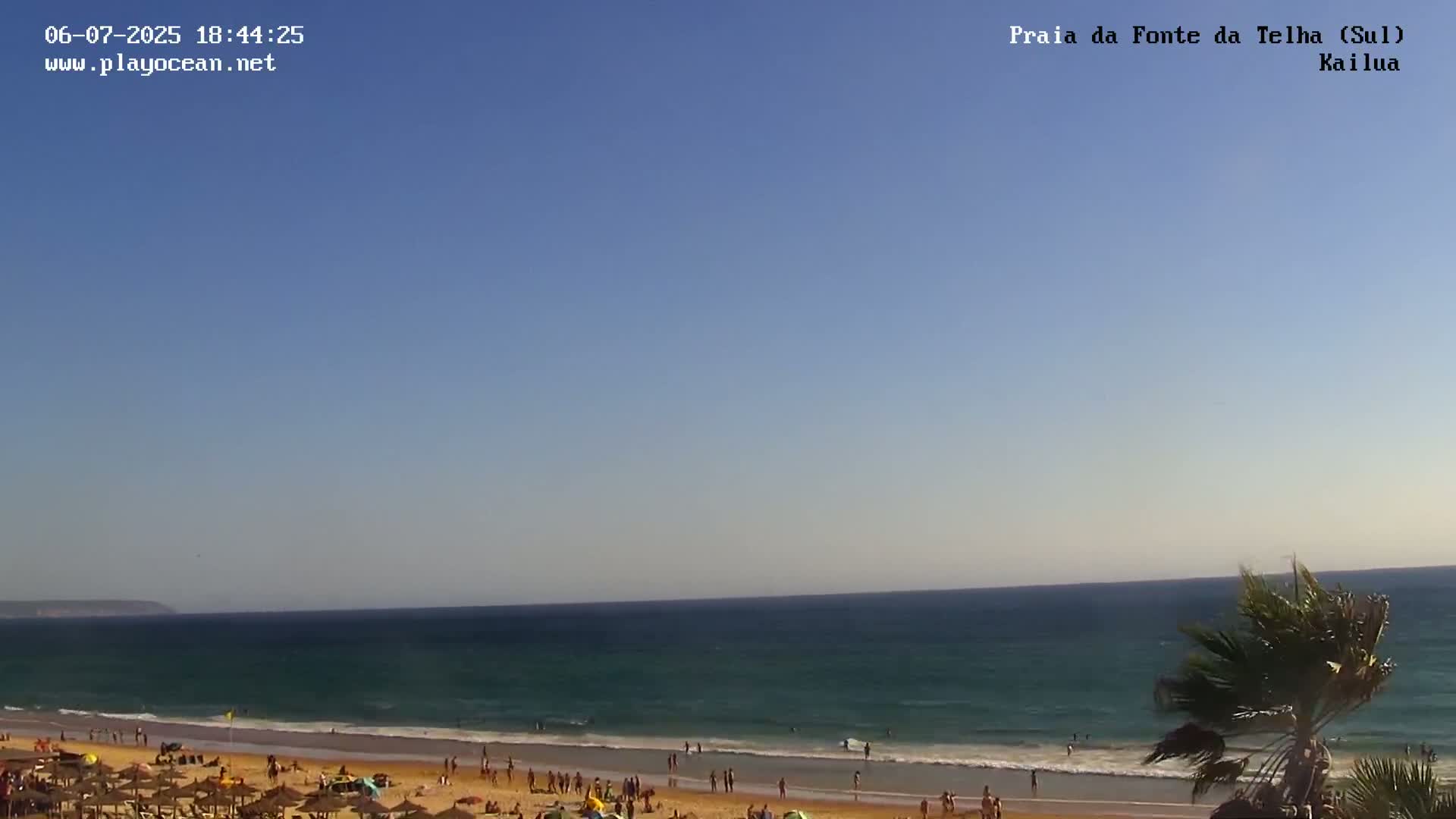 Praia da Fonte da Telha Beach, Costa de Caparica Surf  Live Cam - Almada, Setubal, Lisbon, Portugal