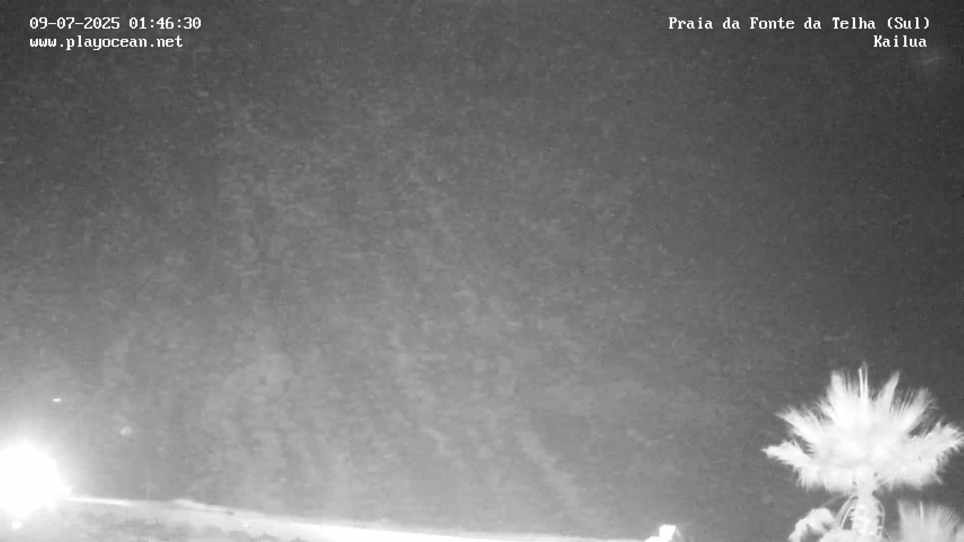 Praia da Fonte da Telha Beach, Costa de Caparica Surf  Live Cam - Almada, Setubal, Lisbon, Portugal
