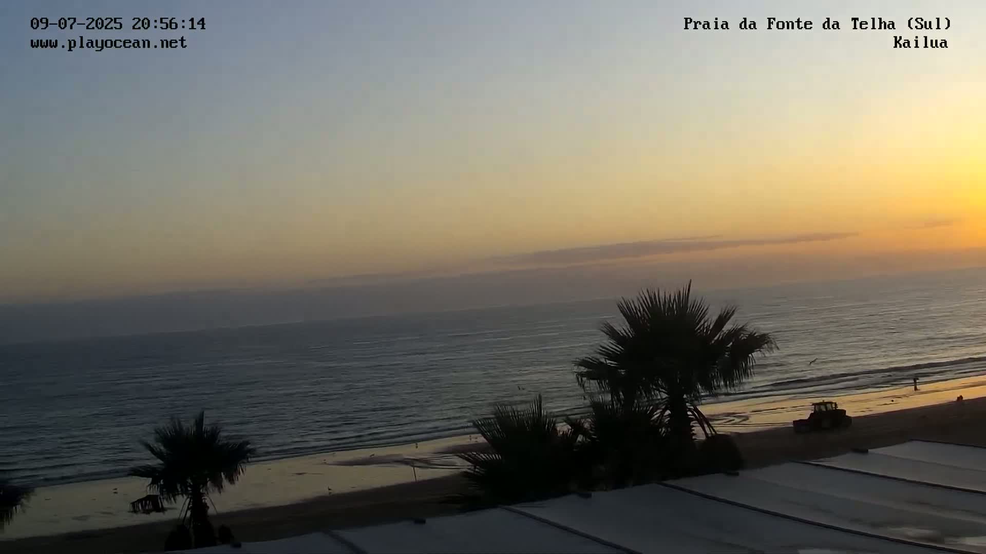 Praia da Fonte da Telha Beach, Costa de Caparica Surf  Live Cam - Almada, Setubal, Lisbon, Portugal
