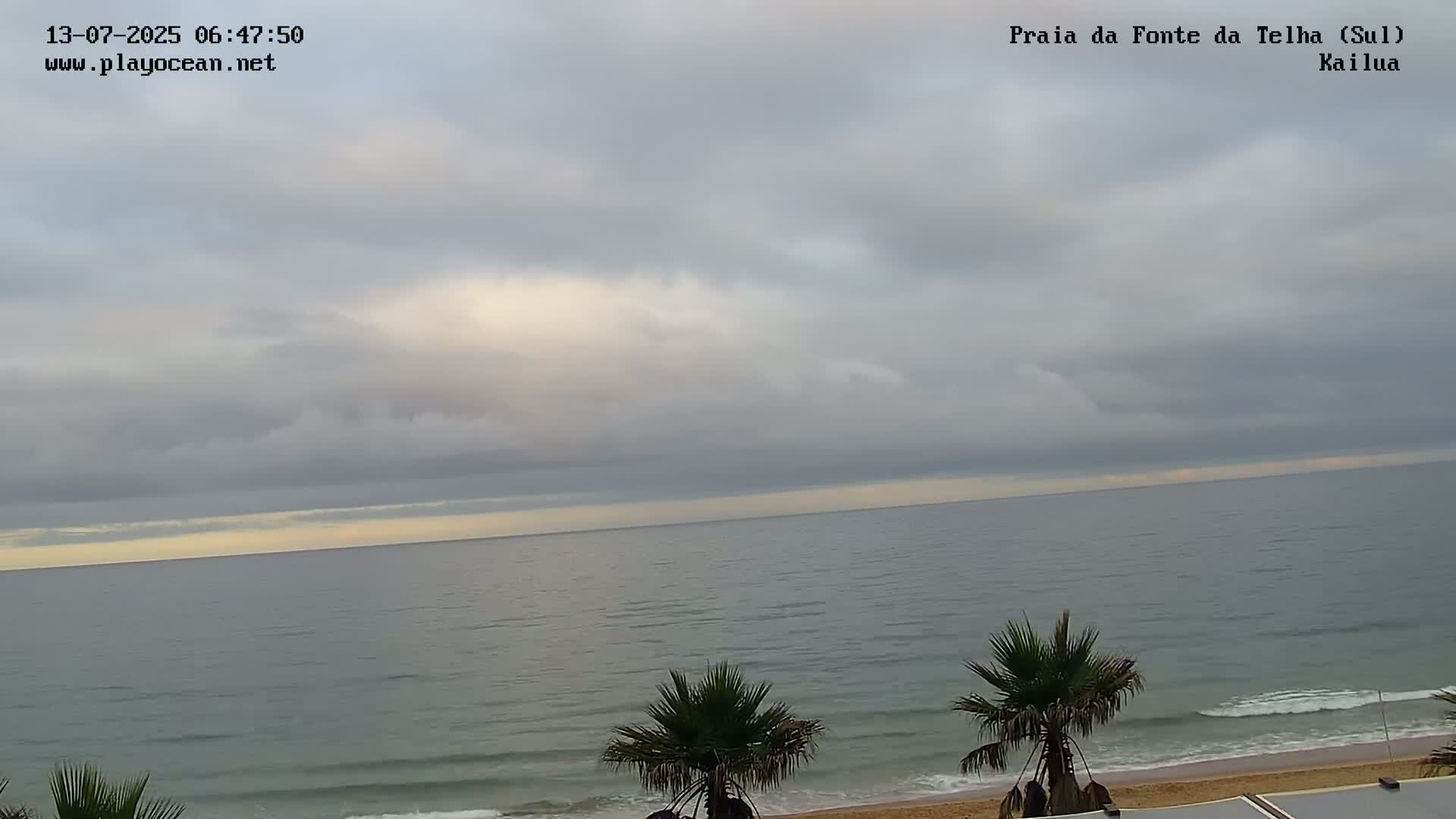 Praia da Fonte da Telha Beach, Costa de Caparica Surf  Live Cam - Almada, Setubal, Lisbon, Portugal