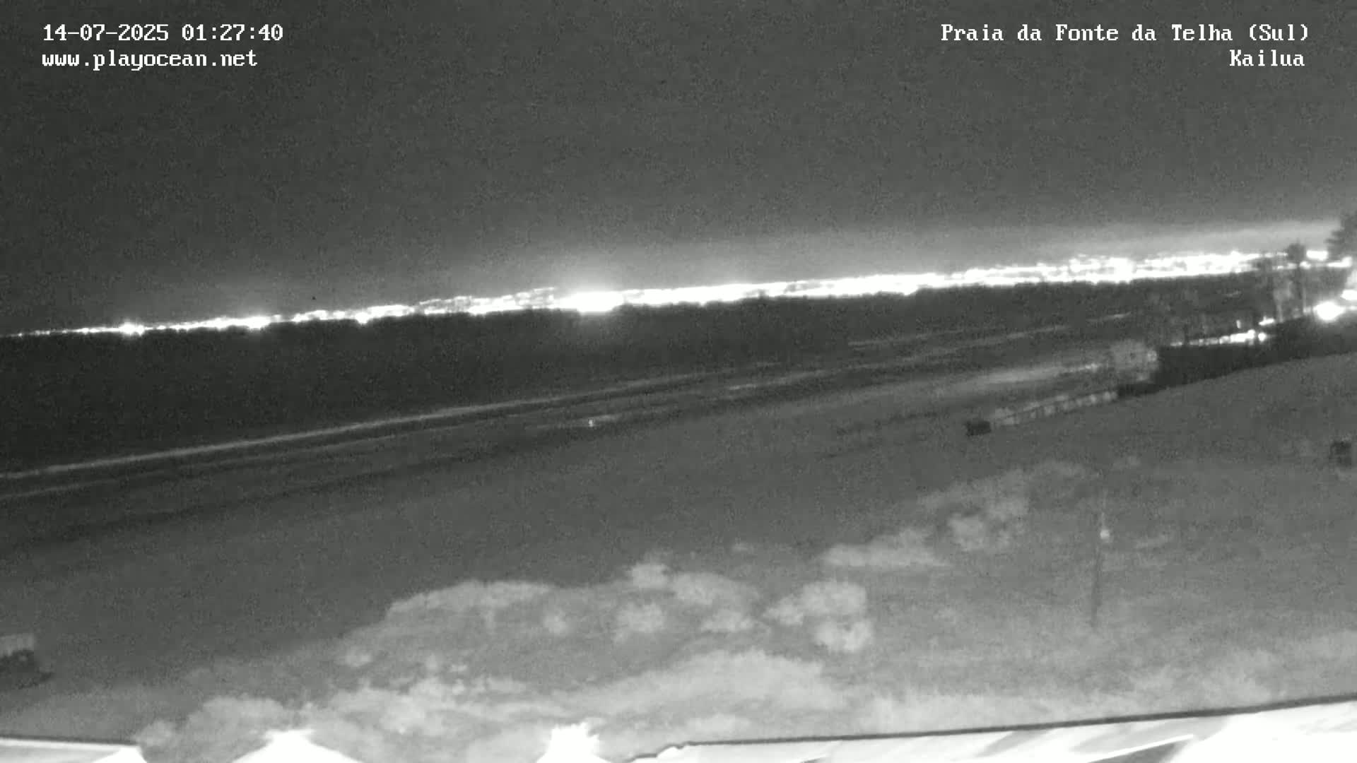 Praia da Fonte da Telha Beach, Costa de Caparica Surf  Live Cam - Almada, Setubal, Lisbon, Portugal