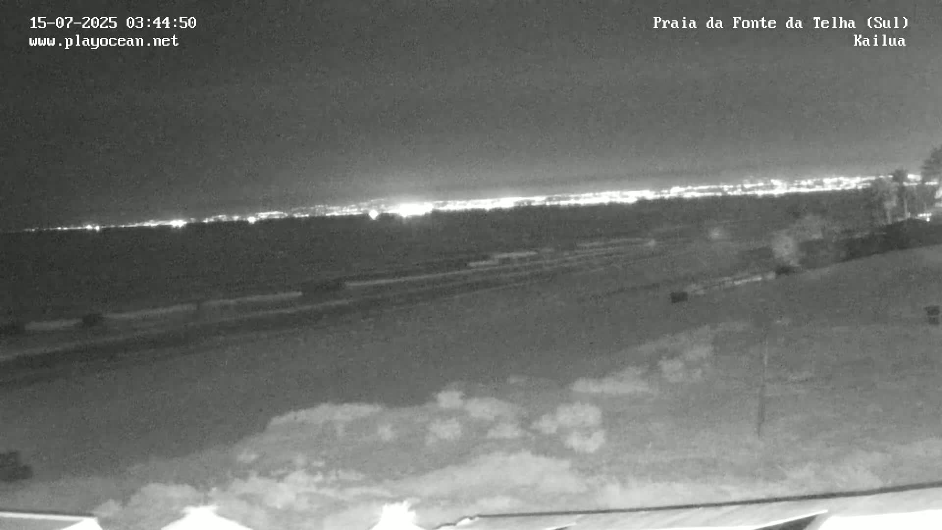 Praia da Fonte da Telha Beach, Costa de Caparica Surf  Live Cam - Almada, Setubal, Lisbon, Portugal