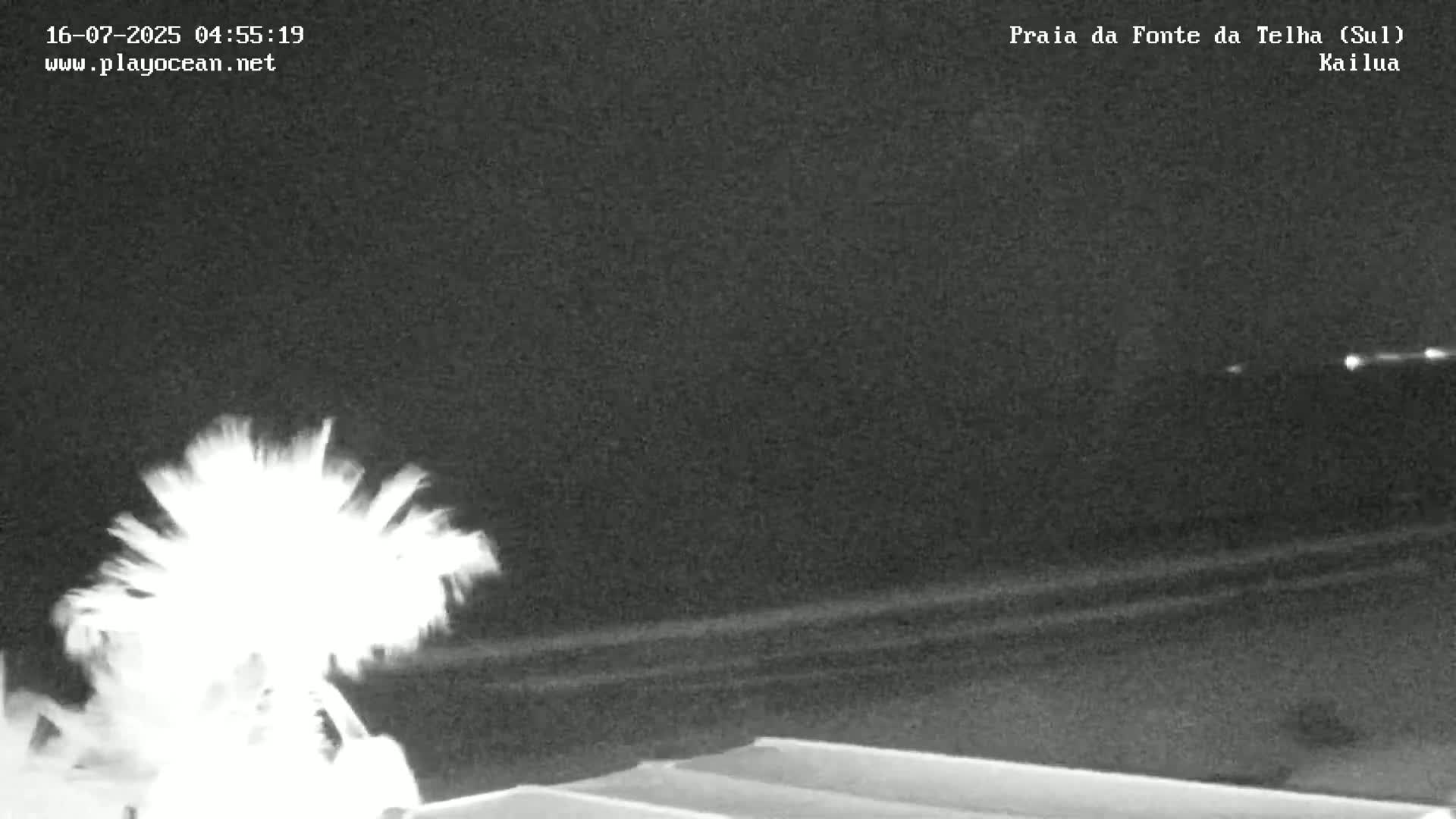 Praia da Fonte da Telha Beach, Costa de Caparica Surf  Live Cam - Almada, Setubal, Lisbon, Portugal