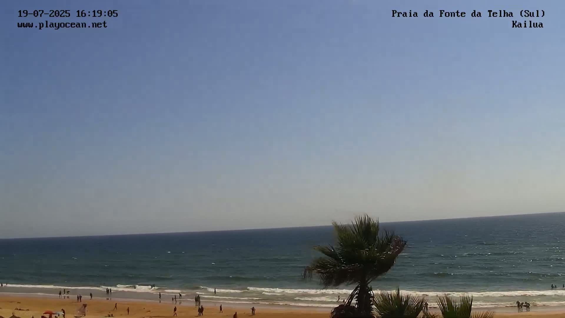 Praia da Fonte da Telha Beach, Costa de Caparica Surf  Live Cam - Almada, Setubal, Lisbon, Portugal