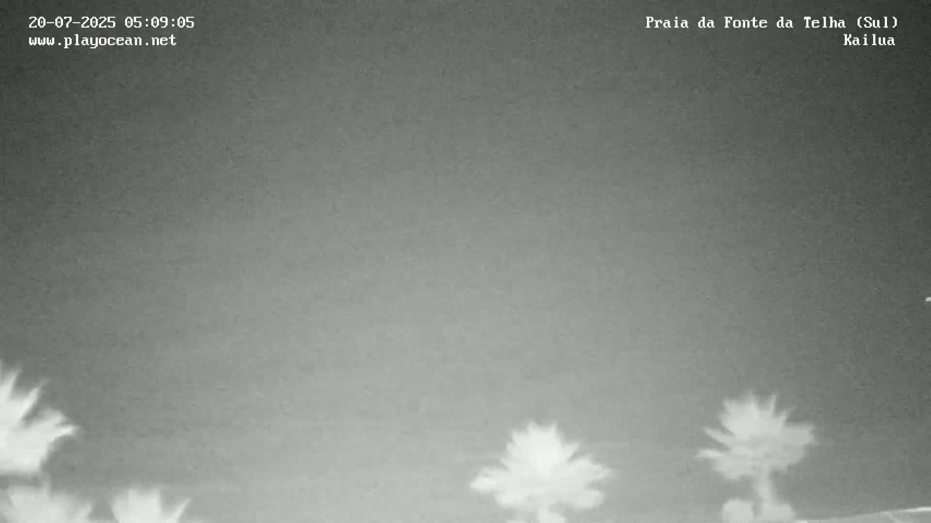 Praia da Fonte da Telha Beach, Costa de Caparica Surf  Live Cam - Almada, Setubal, Lisbon, Portugal
