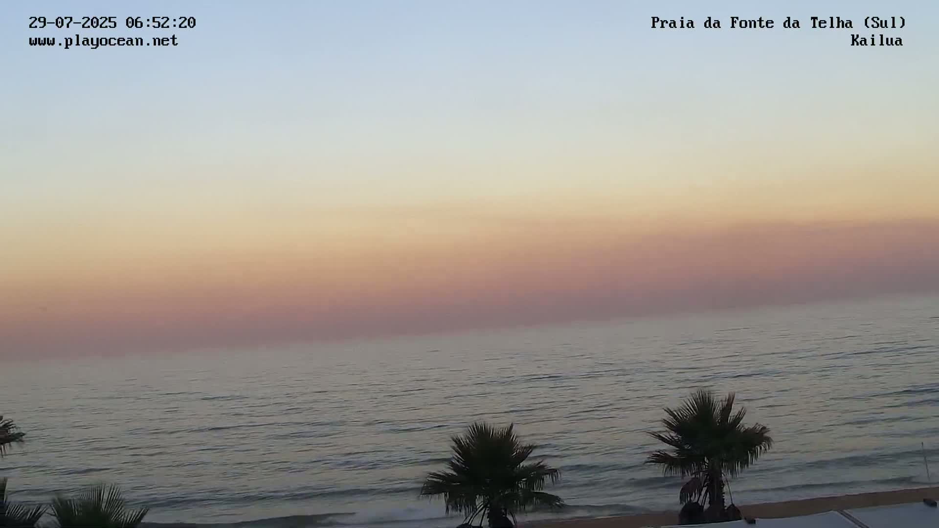 Praia da Fonte da Telha Beach, Costa de Caparica Surf  Live Cam - Almada, Setubal, Lisbon, Portugal