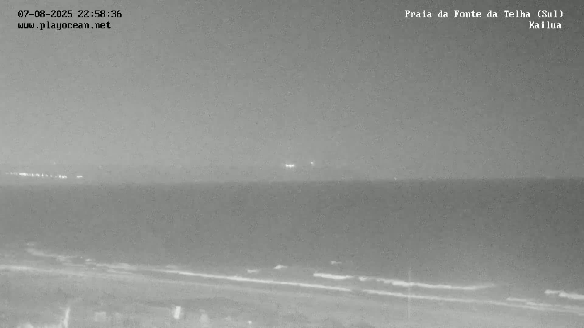 Praia da Fonte da Telha Beach, Costa de Caparica Surf  Live Cam - Almada, Setubal, Lisbon, Portugal