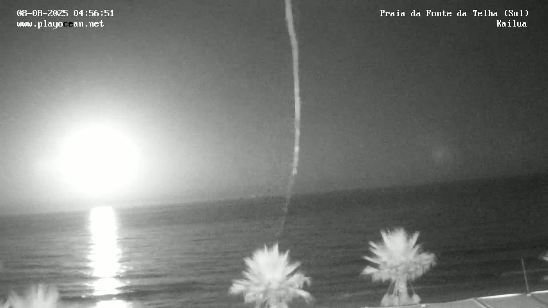 Praia da Fonte da Telha Beach, Costa de Caparica Surf  Live Cam - Almada, Setubal, Lisbon, Portugal
