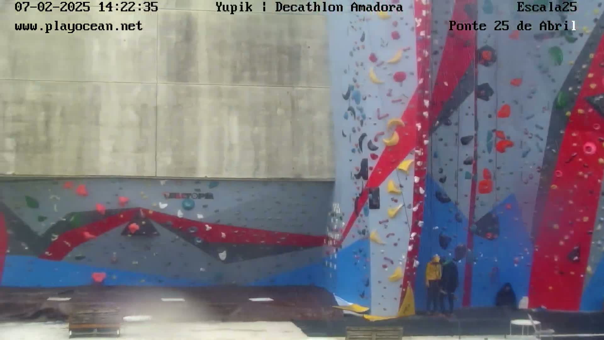 Under Ponte 25 de April Bridge, Escala25 Climbing Studio Live Cam - Alcantara, Lisbon, Portugal 