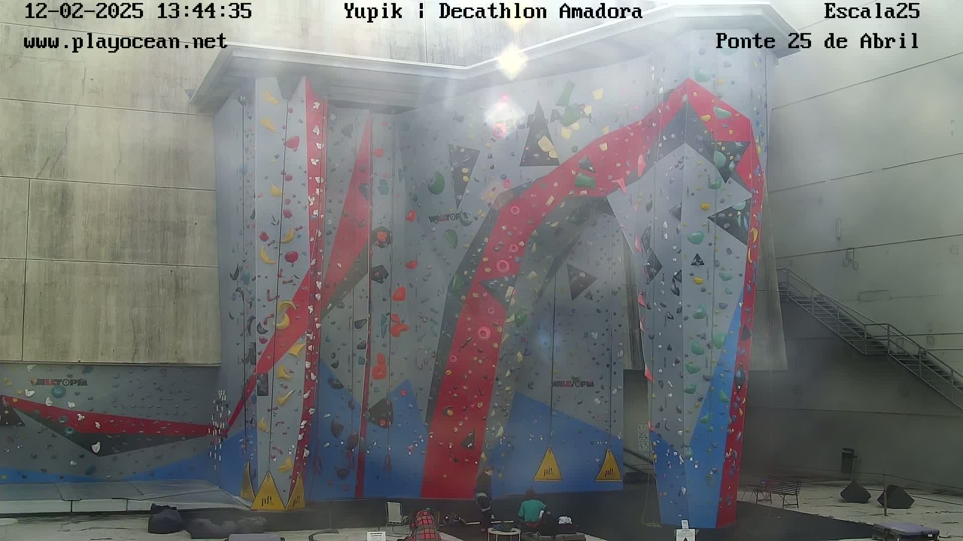 Under Ponte 25 de April Bridge, Escala25 Climbing Studio Live Cam - Alcantara, Lisbon, Portugal 