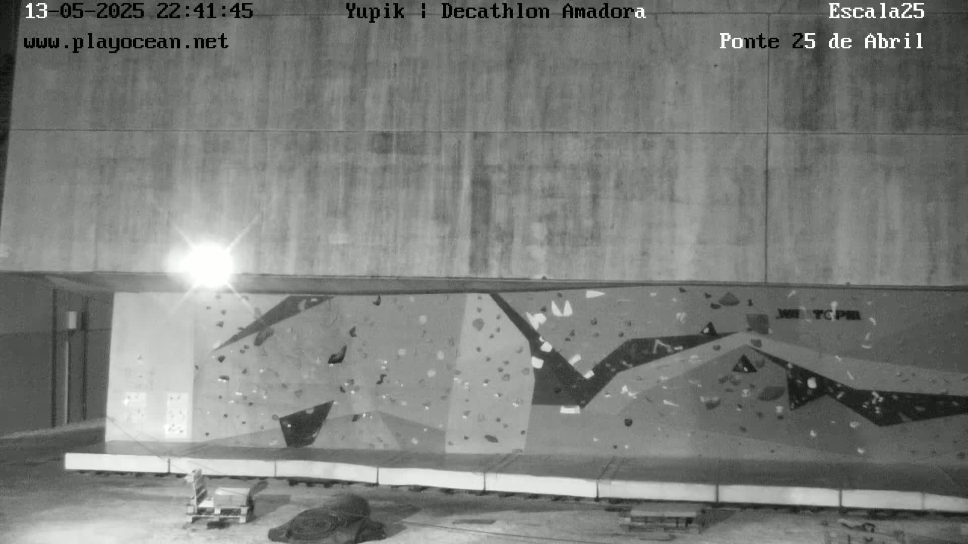 Under Ponte 25 de April Bridge, Escala25 Climbing Studio Live Cam - Alcantara, Lisbon, Portugal 