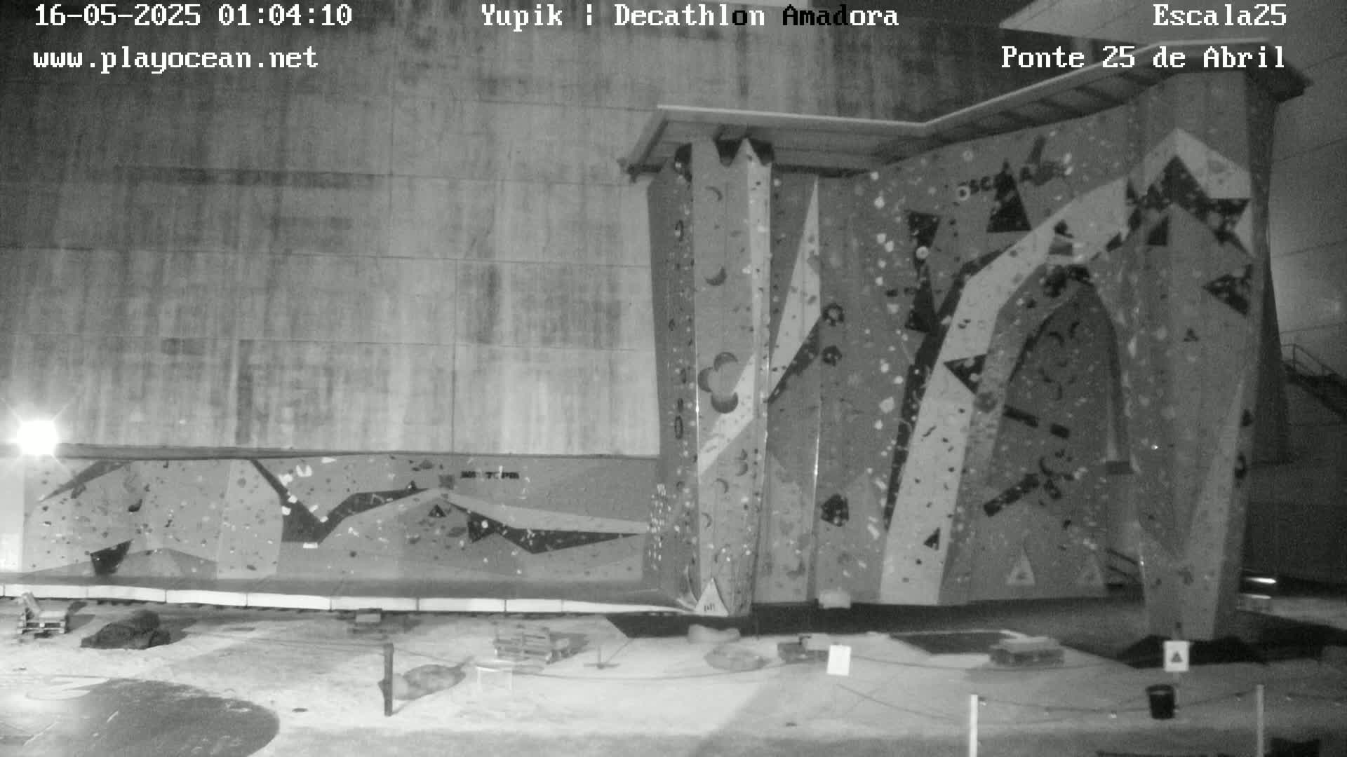 Under Ponte 25 de April Bridge, Escala25 Climbing Studio Live Cam - Alcantara, Lisbon, Portugal 