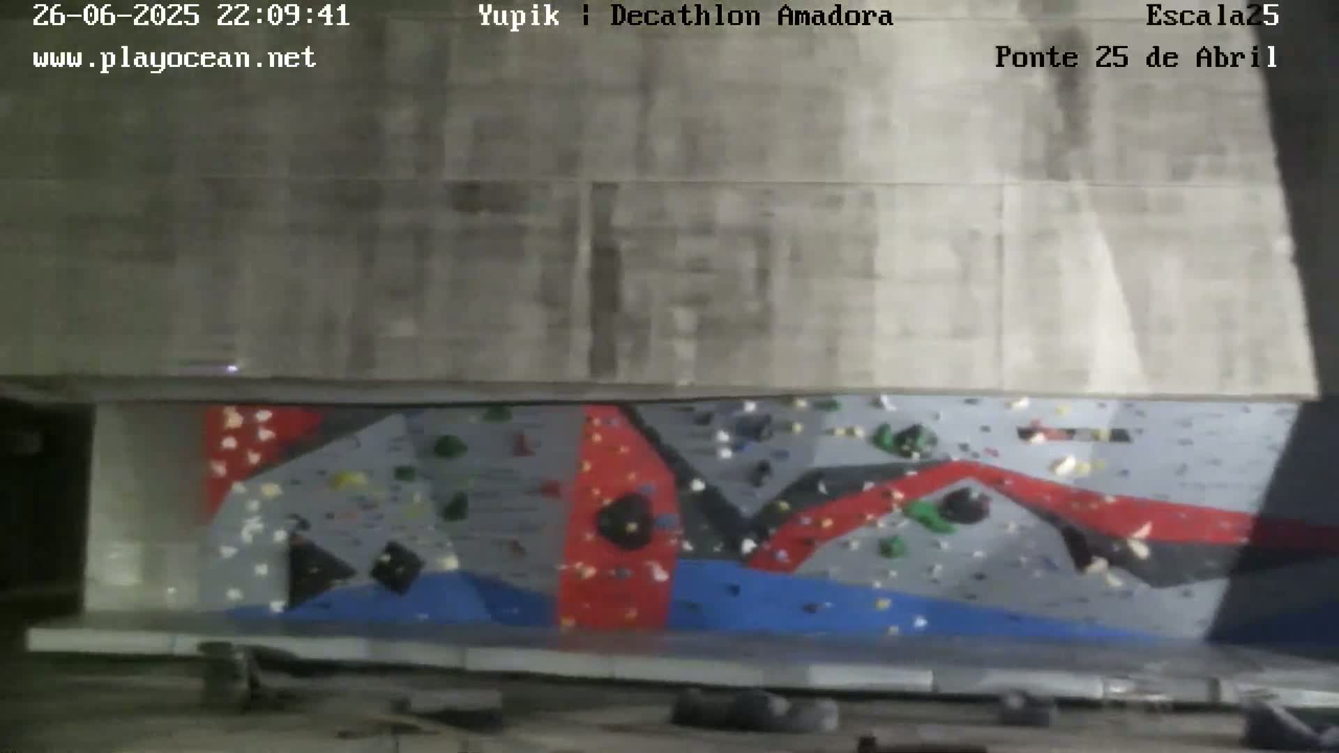 Under Ponte 25 de April Bridge, Escala25 Climbing Studio Live Cam - Alcantara, Lisbon, Portugal 