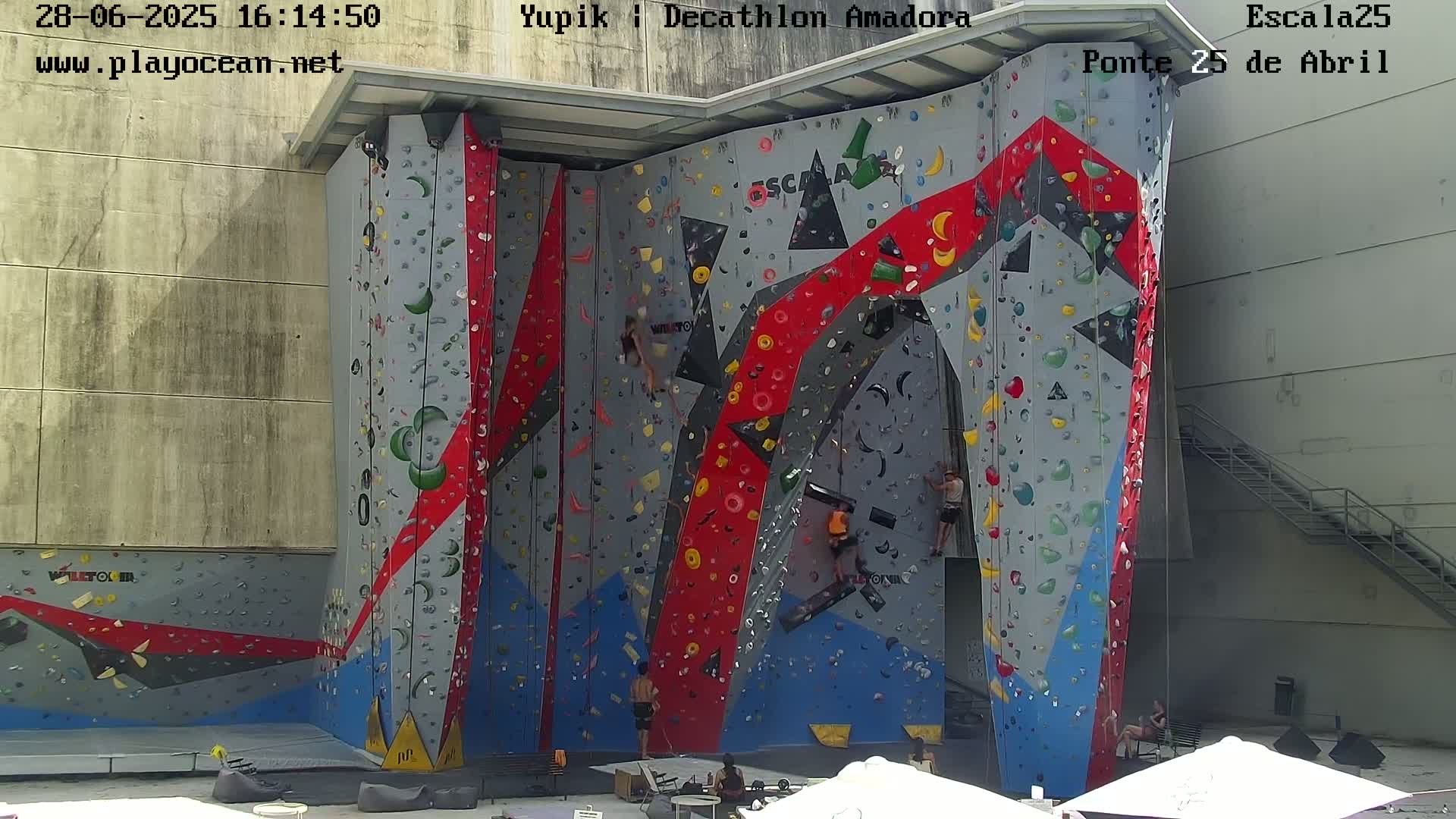 Under Ponte 25 de April Bridge, Escala25 Climbing Studio Live Cam - Alcantara, Lisbon, Portugal 