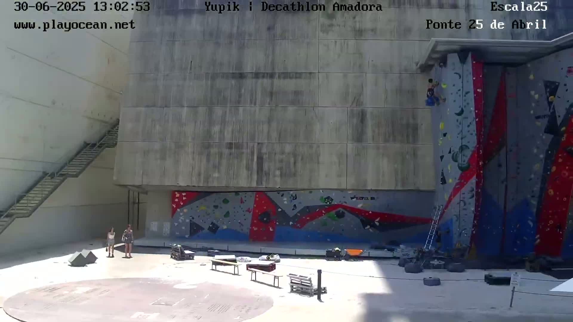 Under Ponte 25 de April Bridge, Escala25 Climbing Studio Live Cam - Alcantara, Lisbon, Portugal 
