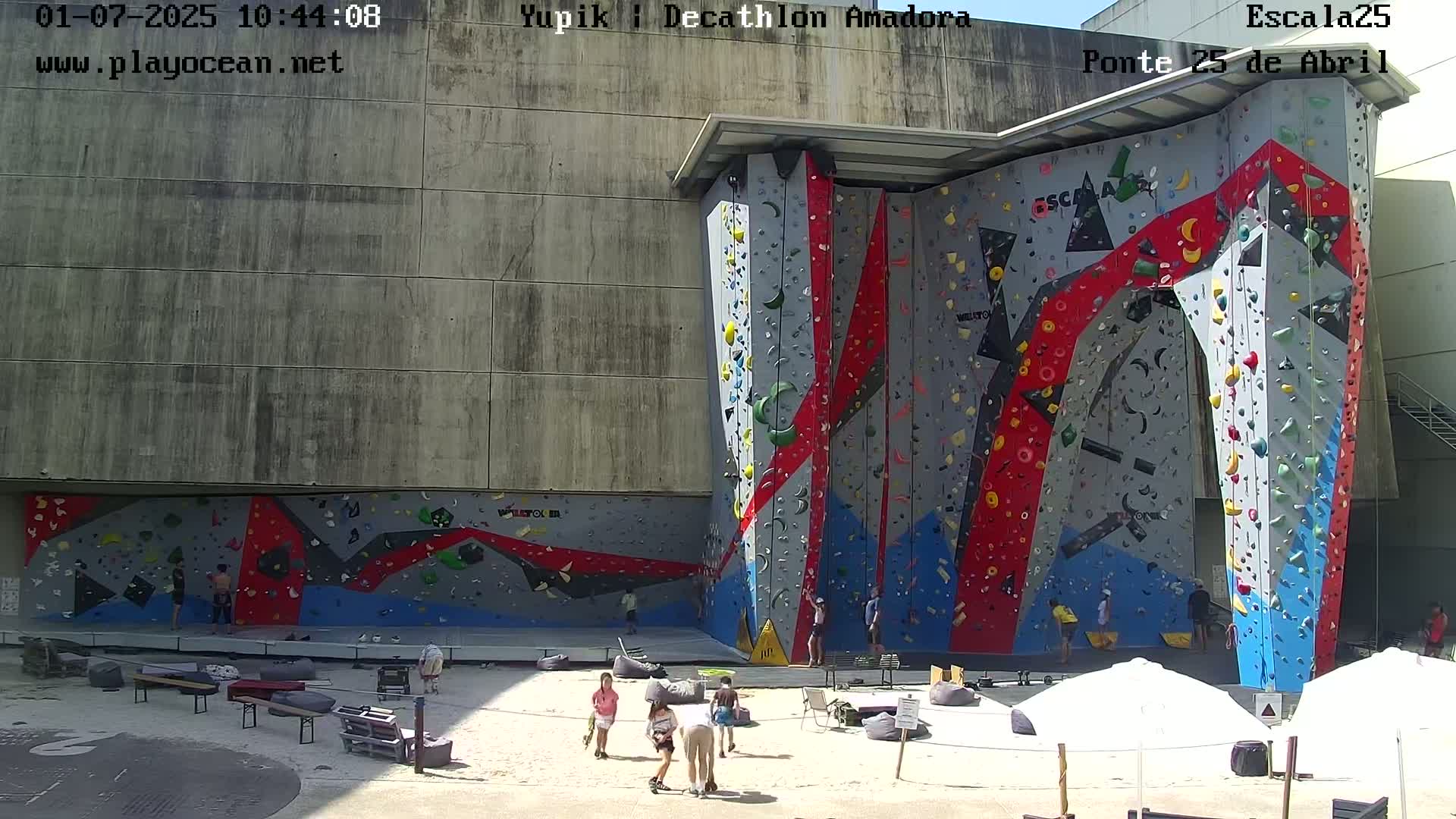 Under Ponte 25 de April Bridge, Escala25 Climbing Studio Live Cam - Alcantara, Lisbon, Portugal 