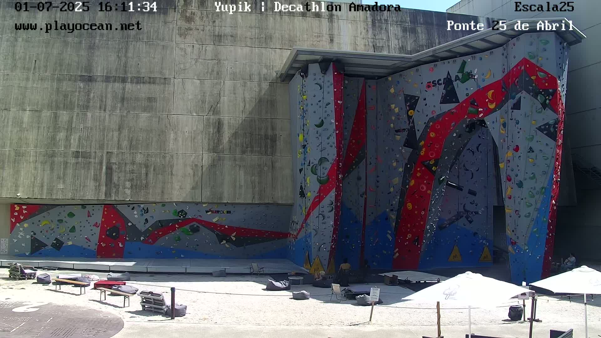 Under Ponte 25 de April Bridge, Escala25 Climbing Studio Live Cam - Alcantara, Lisbon, Portugal 
