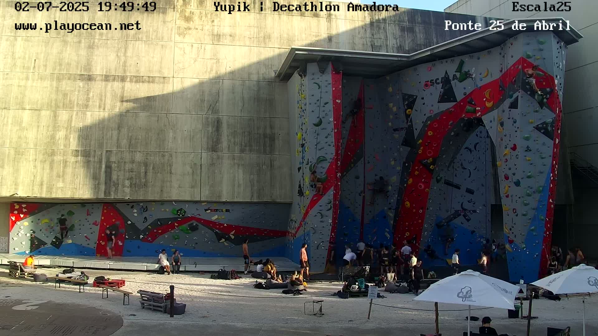 Under Ponte 25 de April Bridge, Escala25 Climbing Studio Live Cam - Alcantara, Lisbon, Portugal 
