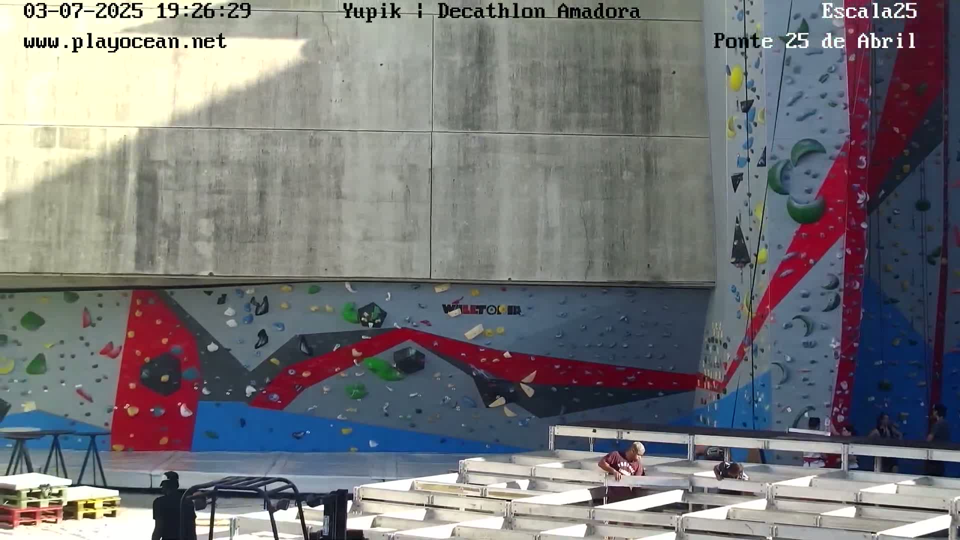 Under Ponte 25 de April Bridge, Escala25 Climbing Studio Live Cam - Alcantara, Lisbon, Portugal 