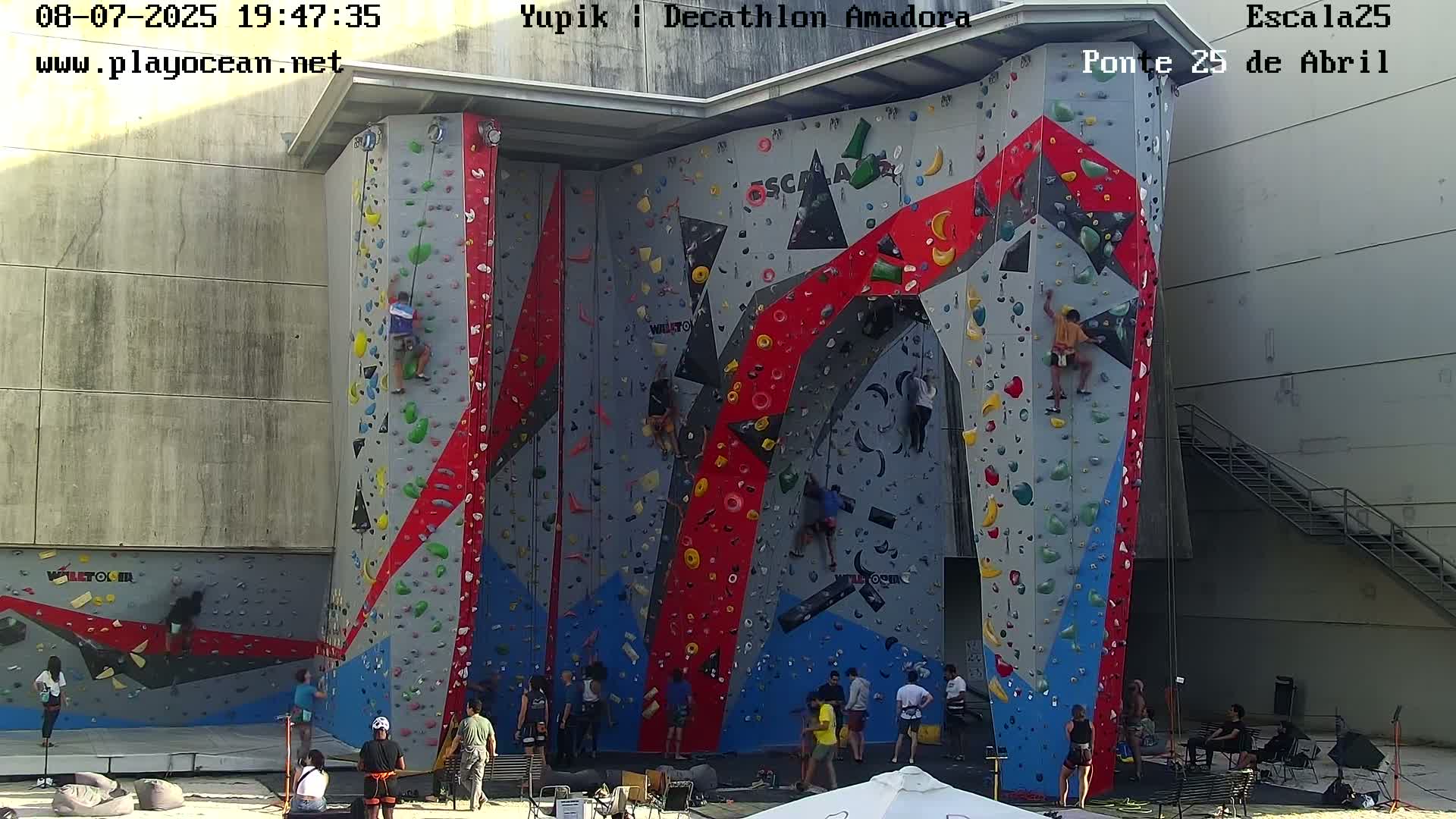 Under Ponte 25 de April Bridge, Escala25 Climbing Studio Live Cam - Alcantara, Lisbon, Portugal 