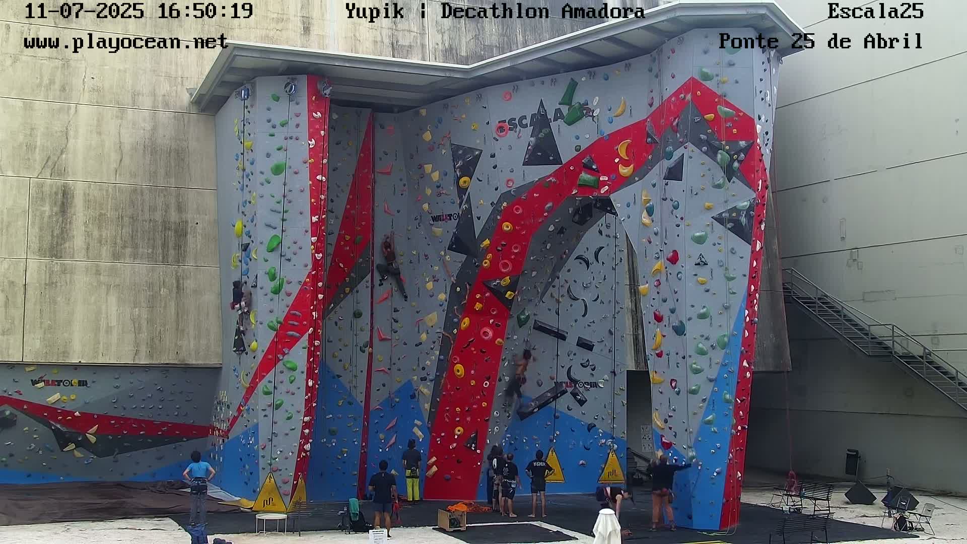 Under Ponte 25 de April Bridge, Escala25 Climbing Studio Live Cam - Alcantara, Lisbon, Portugal 