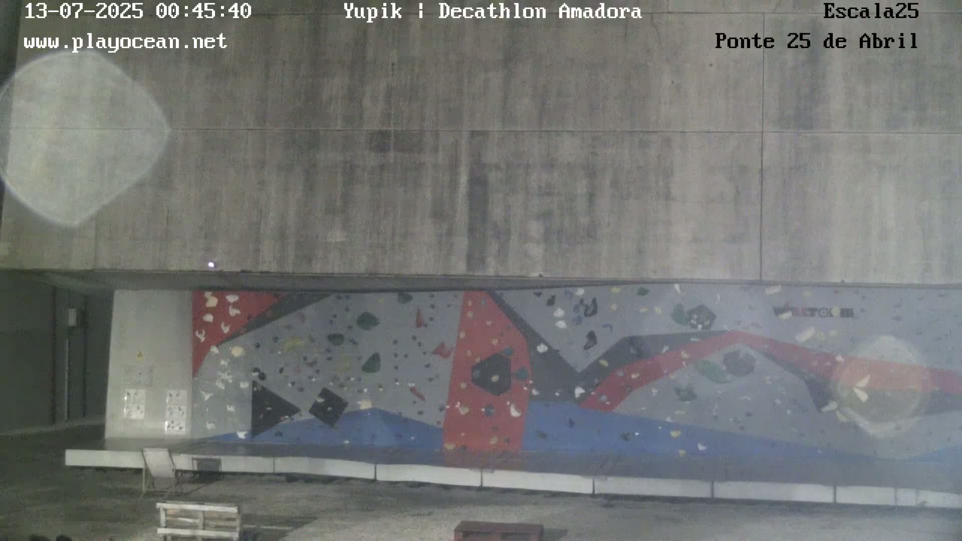 Under Ponte 25 de April Bridge, Escala25 Climbing Studio Live Cam - Alcantara, Lisbon, Portugal 