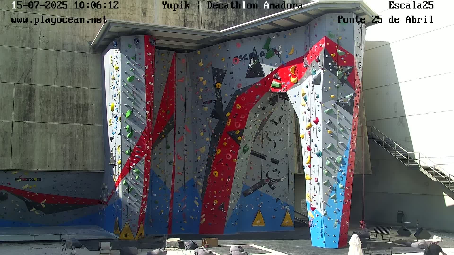 Under Ponte 25 de April Bridge, Escala25 Climbing Studio Live Cam - Alcantara, Lisbon, Portugal 