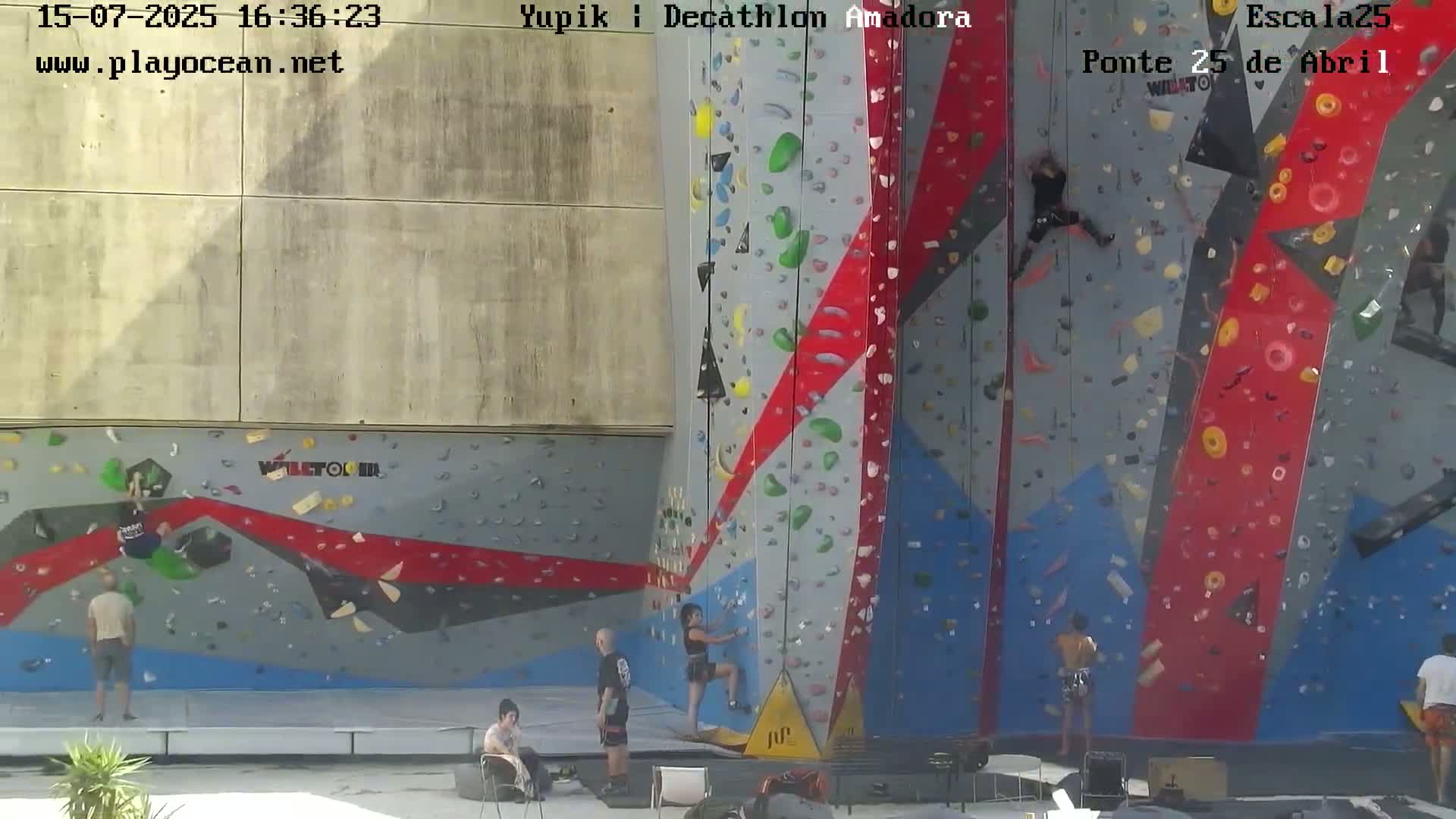 Under Ponte 25 de April Bridge, Escala25 Climbing Studio Live Cam - Alcantara, Lisbon, Portugal 