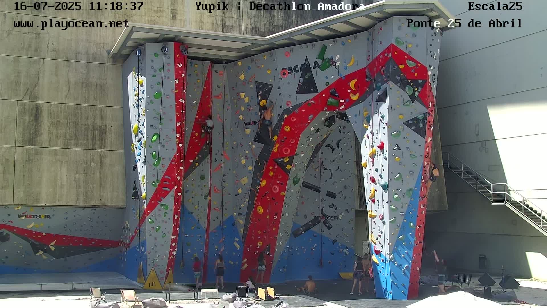 Under Ponte 25 de April Bridge, Escala25 Climbing Studio Live Cam - Alcantara, Lisbon, Portugal 