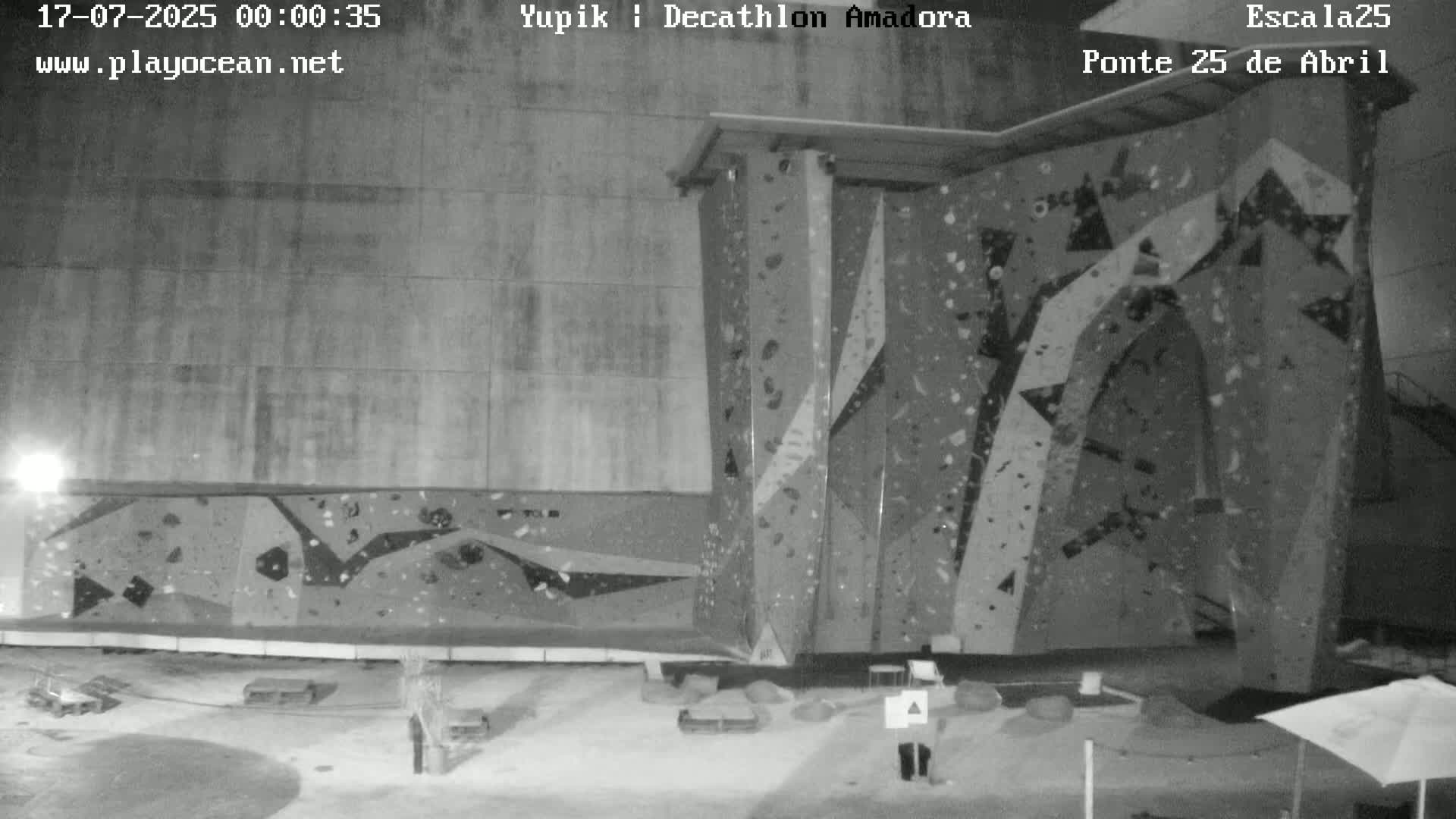 Under Ponte 25 de April Bridge, Escala25 Climbing Studio Live Cam - Alcantara, Lisbon, Portugal 