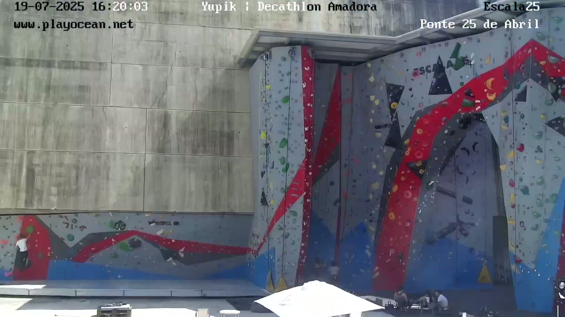 Under Ponte 25 de April Bridge, Escala25 Climbing Studio Live Cam - Alcantara, Lisbon, Portugal 