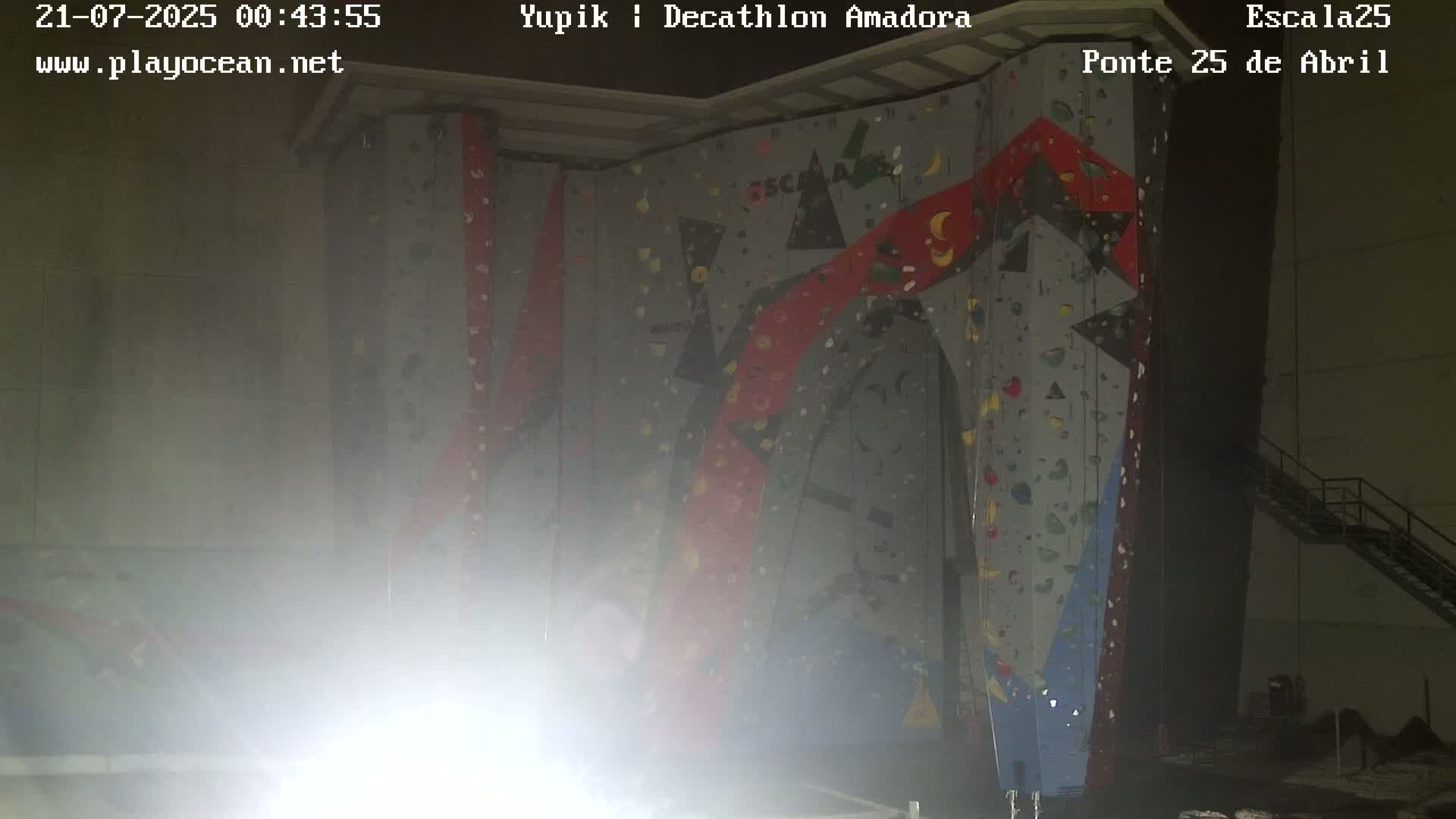 Under Ponte 25 de April Bridge, Escala25 Climbing Studio Live Cam - Alcantara, Lisbon, Portugal 