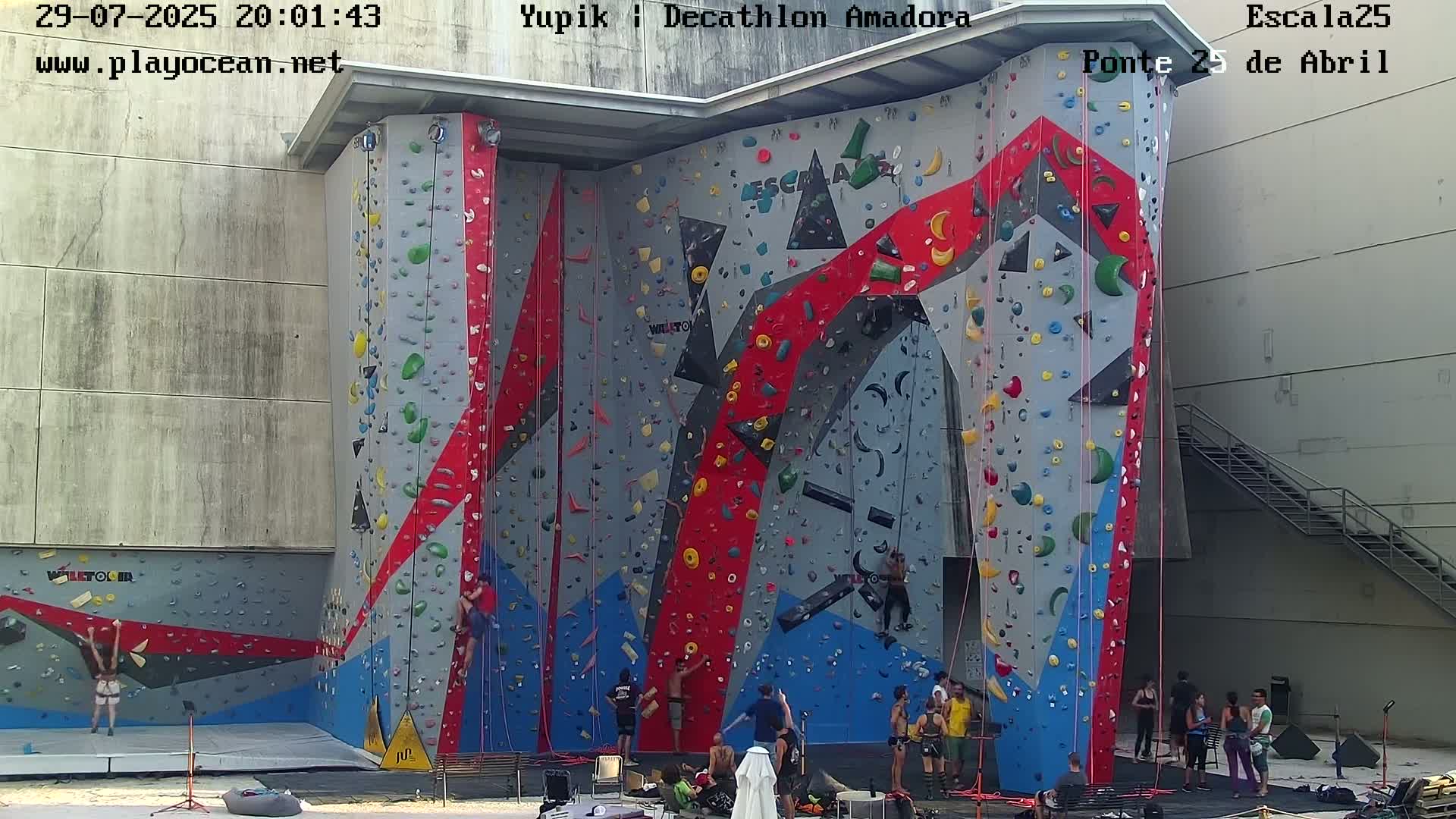 Under Ponte 25 de April Bridge, Escala25 Climbing Studio Live Cam - Alcantara, Lisbon, Portugal 