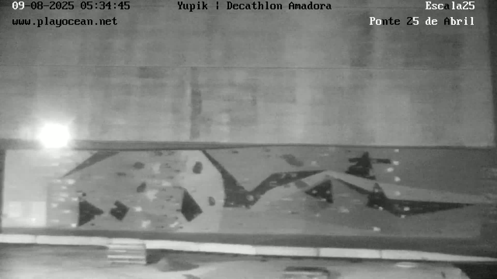 Under Ponte 25 de April Bridge, Escala25 Climbing Studio Live Cam - Alcantara, Lisbon, Portugal 