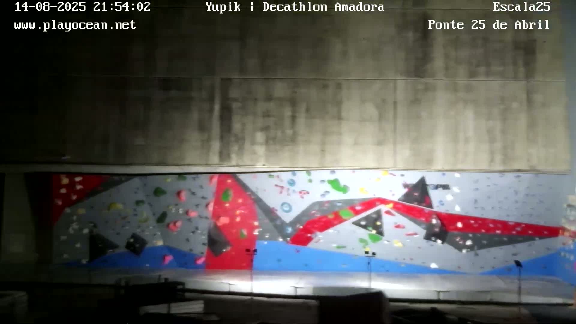 Under Ponte 25 de April Bridge, Escala25 Climbing Studio Live Cam - Alcantara, Lisbon, Portugal 