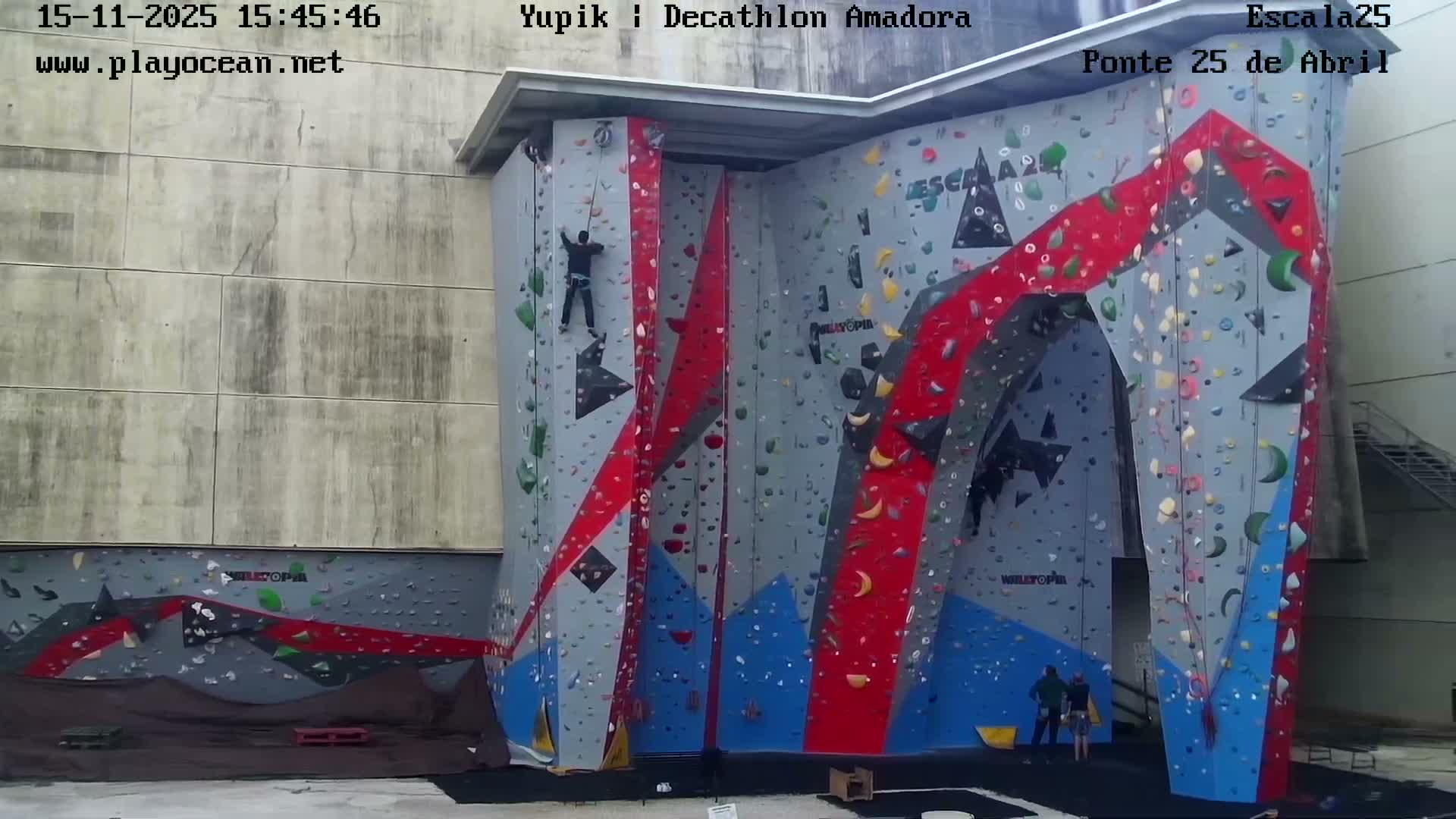 Under Ponte 25 de April Bridge, Escala25 Climbing Studio Live Cam - Alcantara, Lisbon, Portugal 