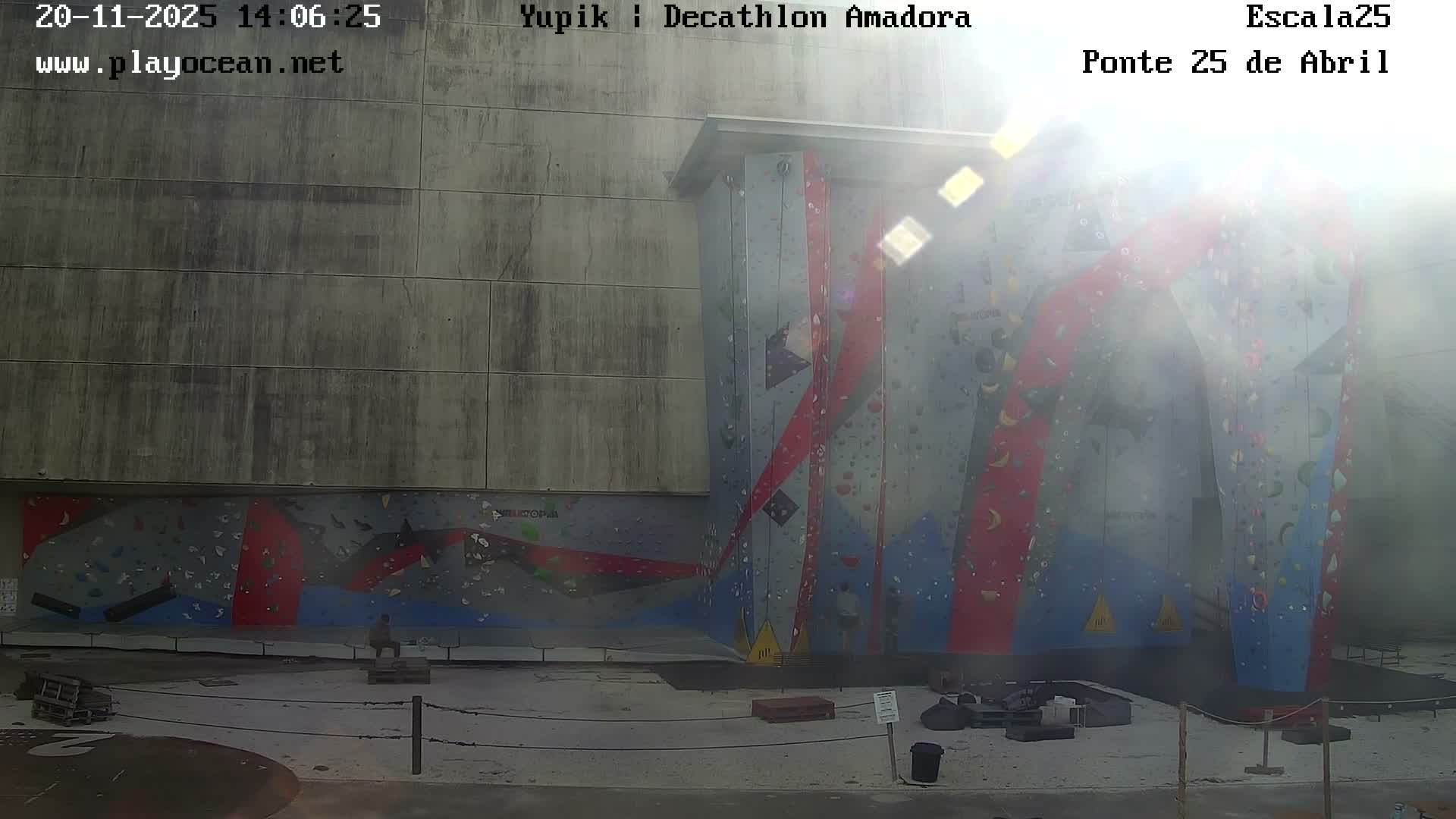 Under Ponte 25 de April Bridge, Escala25 Climbing Studio Live Cam - Alcantara, Lisbon, Portugal 