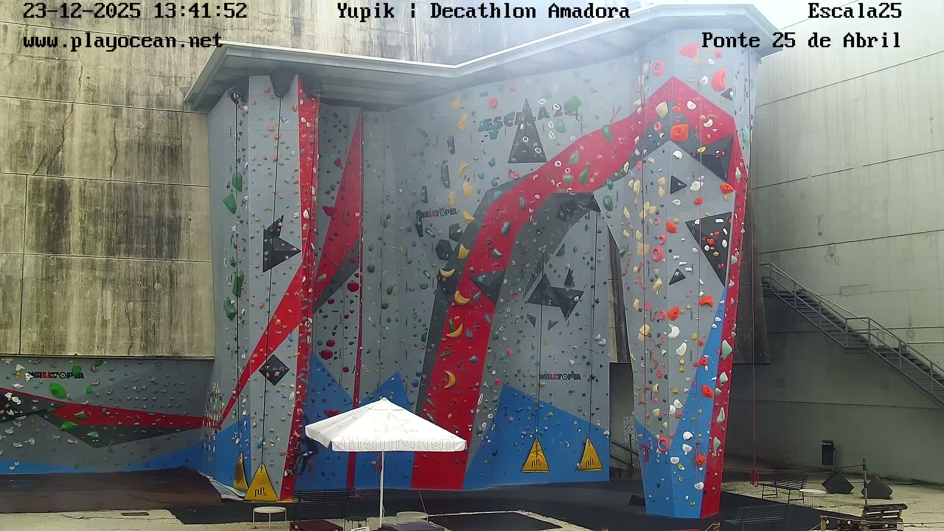 Under Ponte 25 de April Bridge, Escala25 Climbing Studio Live Cam - Alcantara, Lisbon, Portugal 