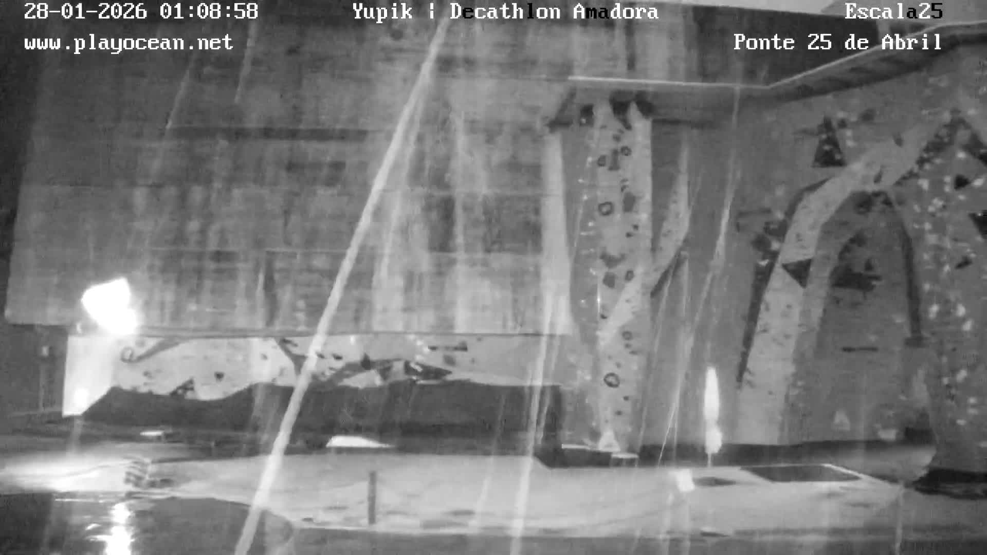 Under Ponte 25 de April Bridge, Escala25 Climbing Studio Live Cam - Alcantara, Lisbon, Portugal 