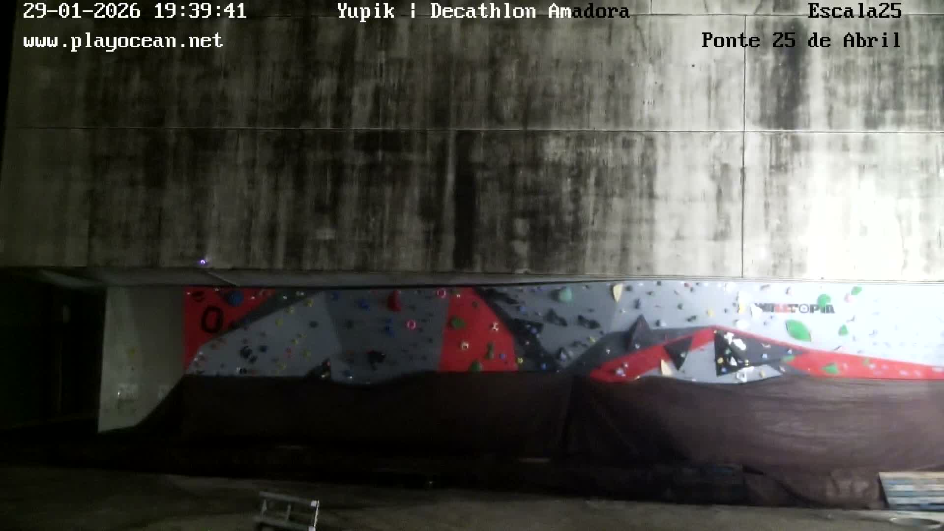 Under Ponte 25 de April Bridge, Escala25 Climbing Studio Live Cam - Alcantara, Lisbon, Portugal 
