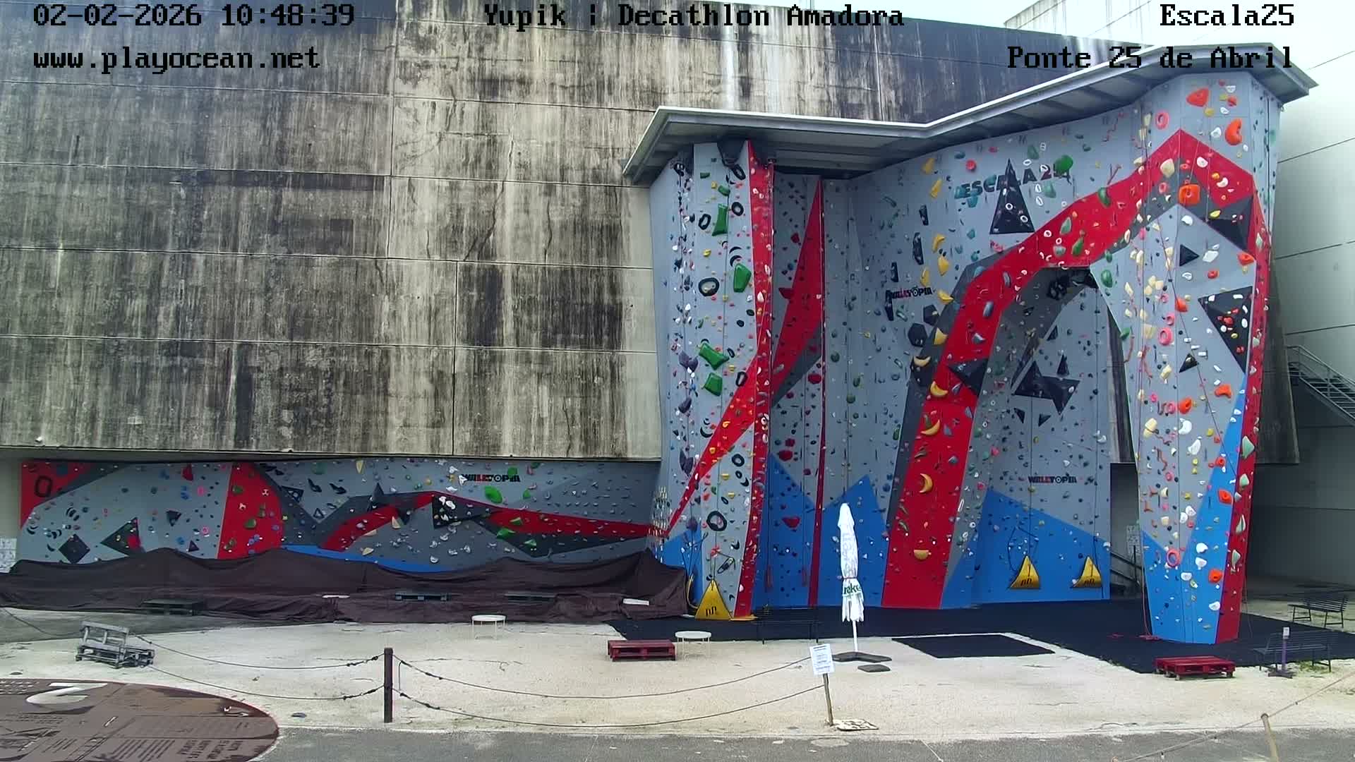 Under Ponte 25 de April Bridge, Escala25 Climbing Studio Live Cam - Alcantara, Lisbon, Portugal 