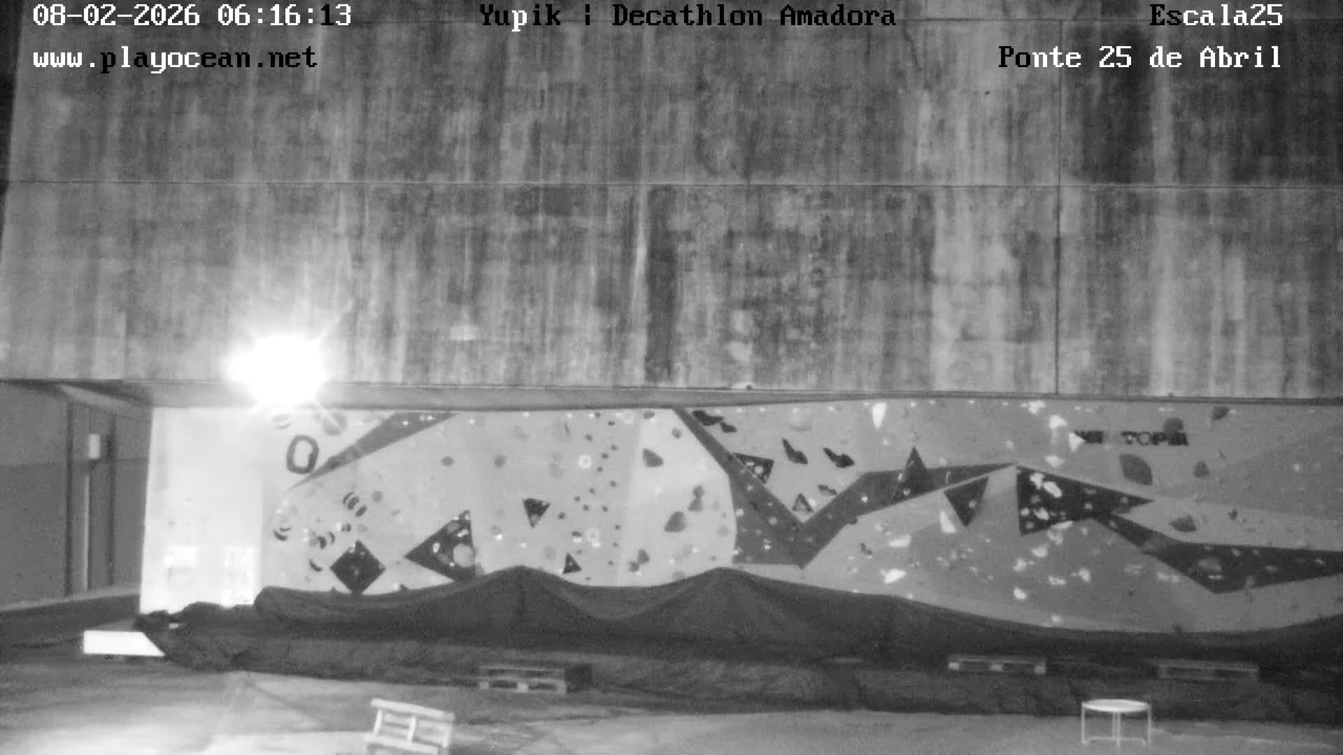 Under Ponte 25 de April Bridge, Escala25 Climbing Studio Live Cam - Alcantara, Lisbon, Portugal 