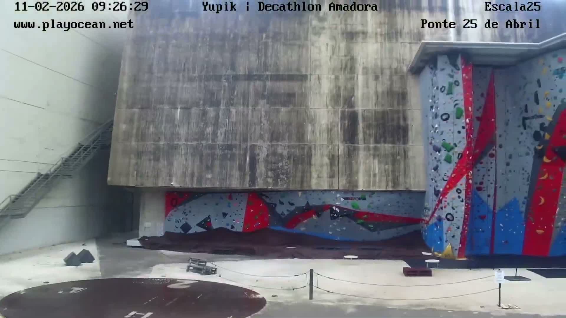Under Ponte 25 de April Bridge, Escala25 Climbing Studio Live Cam - Alcantara, Lisbon, Portugal 