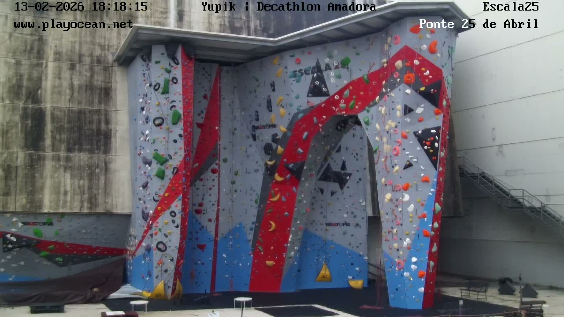Under Ponte 25 de April Bridge, Escala25 Climbing Studio Live Cam - Alcantara, Lisbon, Portugal 