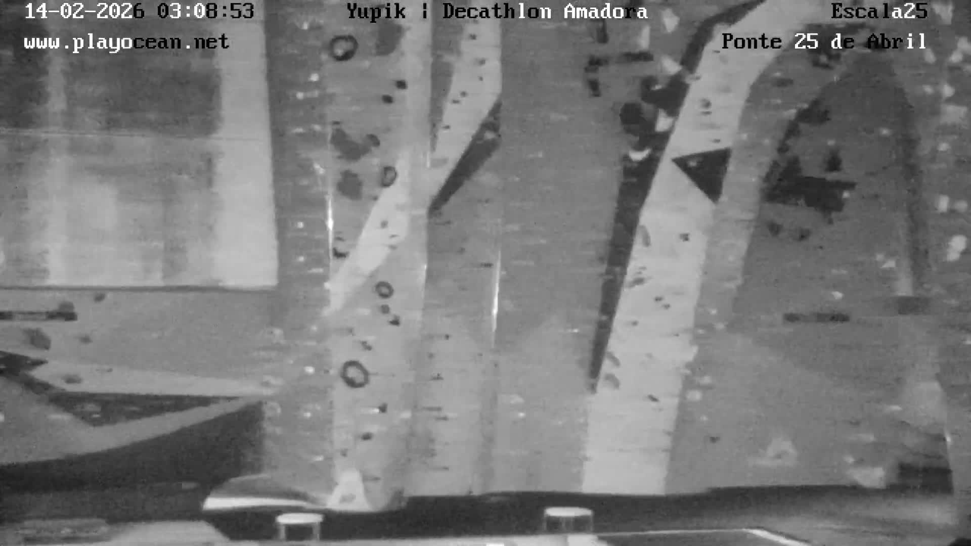 Under Ponte 25 de April Bridge, Escala25 Climbing Studio Live Cam - Alcantara, Lisbon, Portugal 